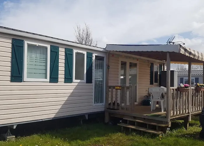 MHVACANCES LOUENT PLUSIEURS MOBILHOMES DANS CAMPING 4 ETOILES PROCHE CHATEAUX et ZOO BEAUVAL