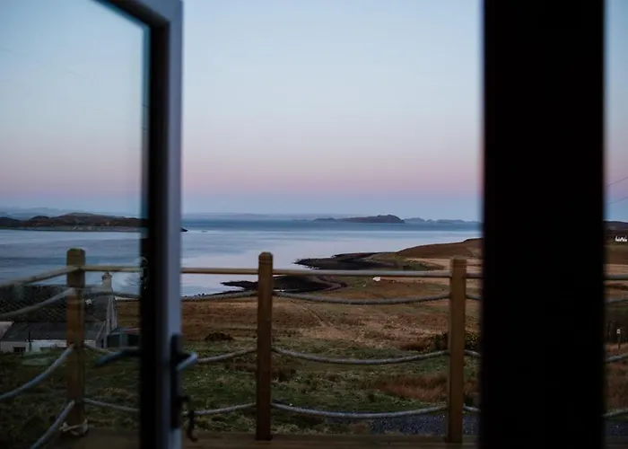 The Sleepy Crofter Glamping - Achiltibuie