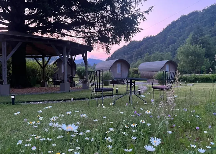 4 Elements Glamping & Apartments