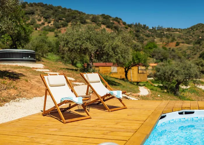 Finca la montaña roja