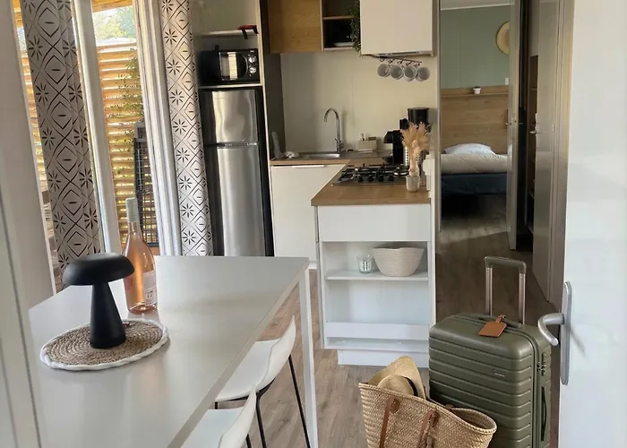 Mobilhome Ultimate Xxl 6P Mayotte Vacances 5