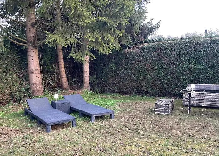 Geniet van rust en privacy in onze gezellige chalet op familiecamping De Tien Heugten in Drenthe
