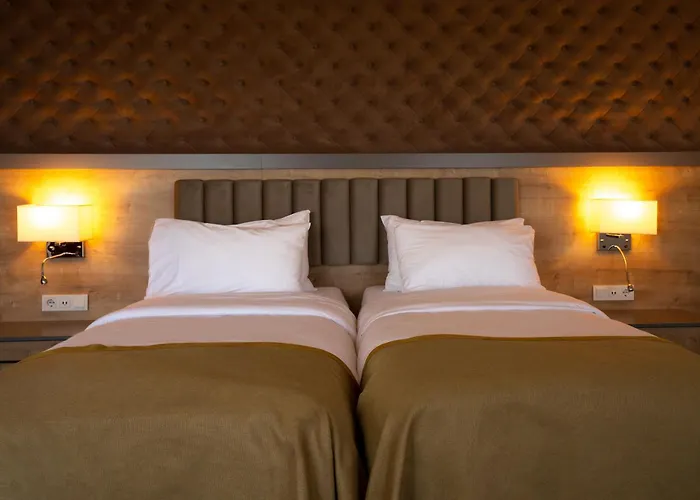 Art Hotel Rotterdam-Fully Renovated