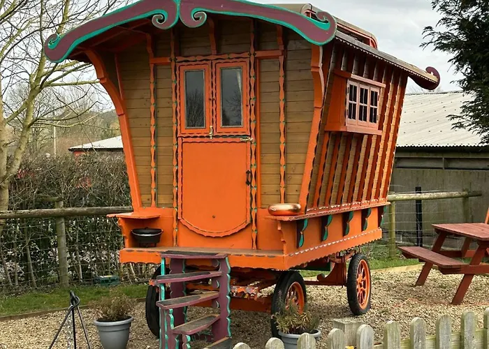 Stonehenge Campsite & Glamping