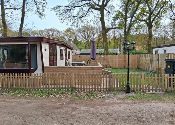 Chalet Vuurvos - gelegen in Drenthe met prachtig wandel en fiets gebied