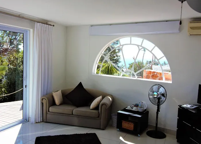 Diamond House Guesthouse