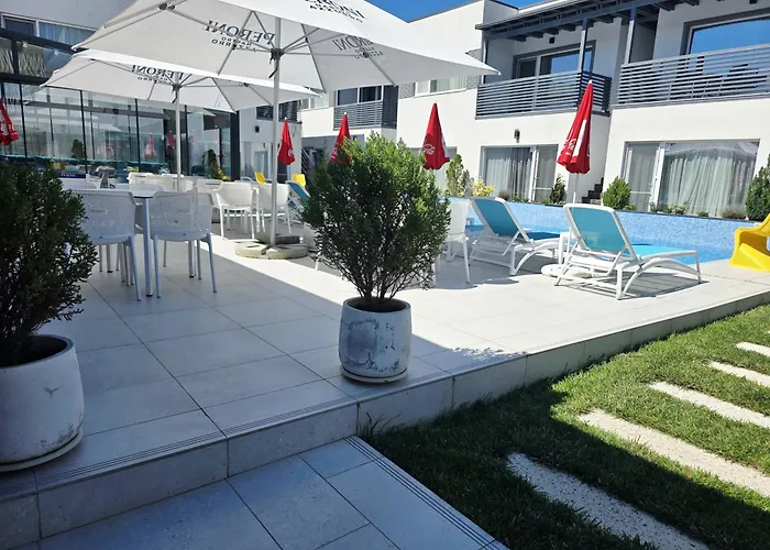 Bunga Bunga Resort Mamaia Nord