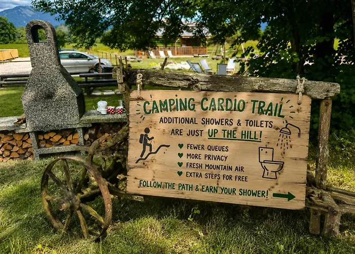 Camp Garden Park-Pitches And Tents