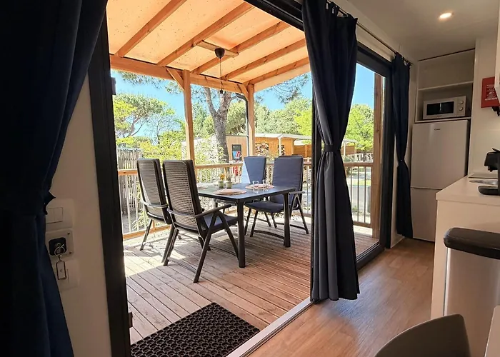Estivo Premium Deluxe Mobile Homes On Camping Malibu Beach
