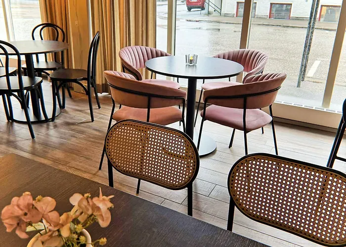 Hotel Amadeus By First