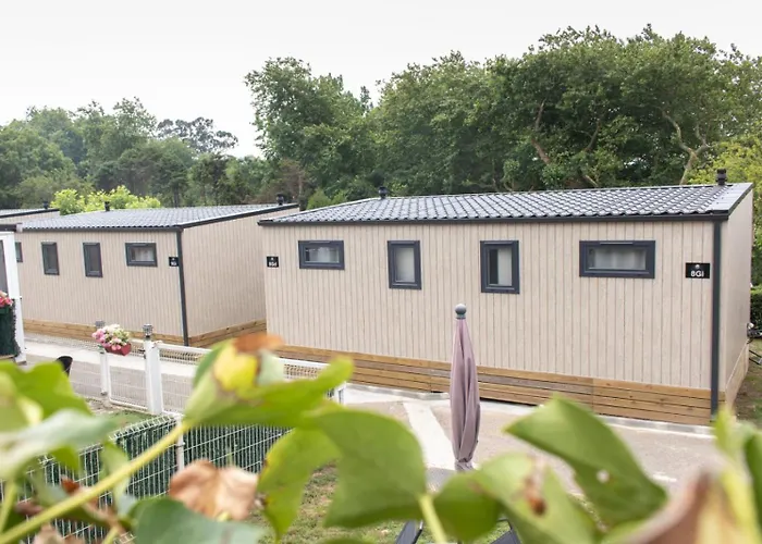Santillana Bungalow & Glamping Resort