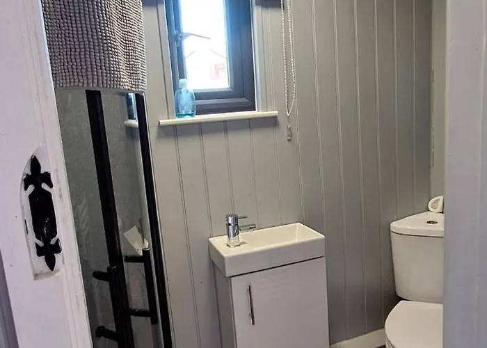 Pen-Rhos Luxury Glamping "Cuckoo'S Nest" Villa Llandrindod Wells