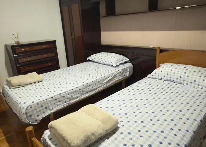 Habitación Luminosa a 10 minutos del centro y San Fermín