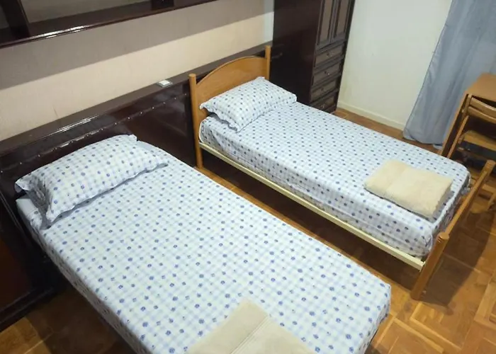 Habitación Luminosa a 10 minutos del centro y San Fermín