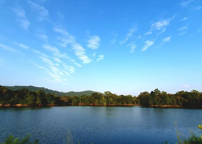 Naiad Eco Okkampitiya