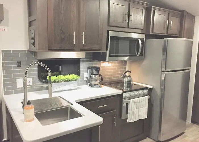 2 Bedroom 2 Ba Oasis Kayaks, Pool, Beach And Dock Rental