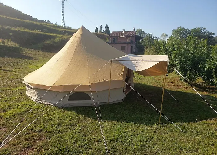 El Astial De Ezquerra - Camp