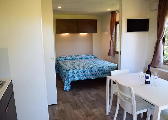 Le Esperidi Camping Ecoresort