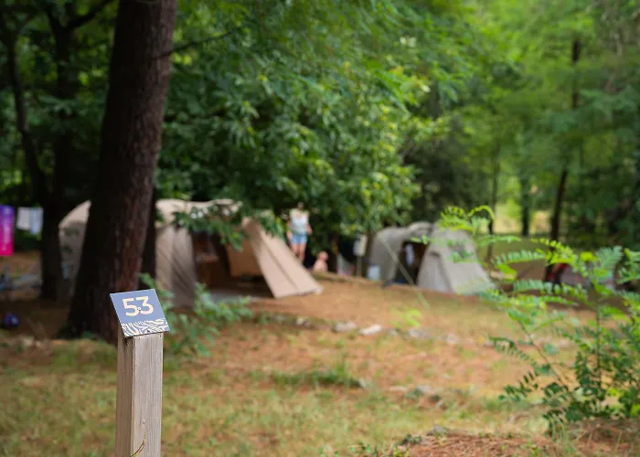 Camping Ushuaïa Villages Les Cruses