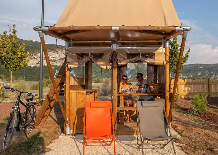Les Lodges de la ViaRhôna - Tentes Lodges