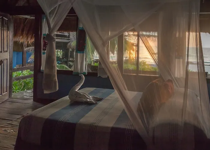 Hemingway Romantic Eco Resort