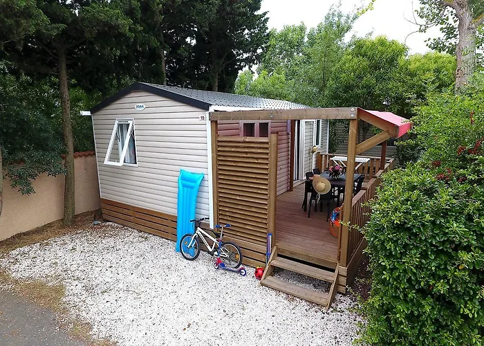 Camping Resort Les Champs Blancs